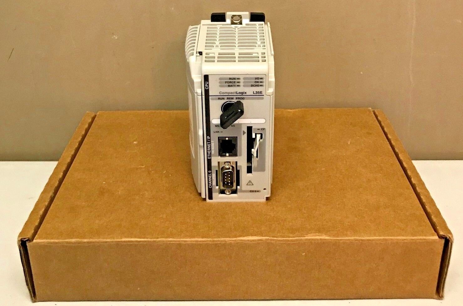 Allen-Bradley 1769-L35E Allen-Bradley 1769-L35E