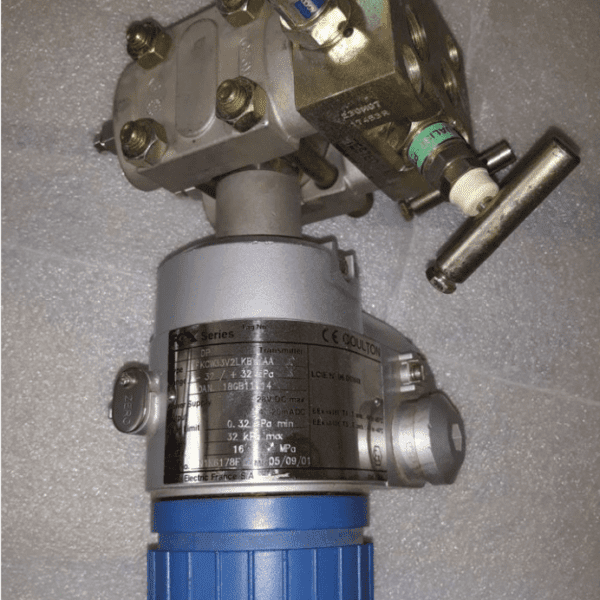 Fuji Electric DP Transmitter FKCW33V2LKBYYAA