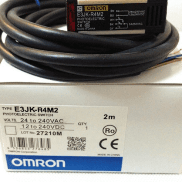 Датчик фотоэлектрический Omron E3JK-R4M2