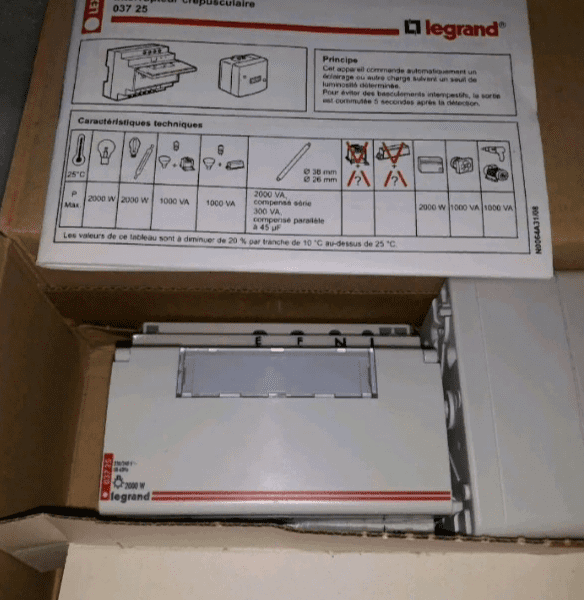 Сумеречный выключатель Legrand 003725