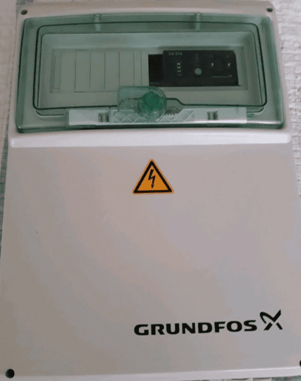 Шкаф управления Grundfos LCD 110.400.3.12